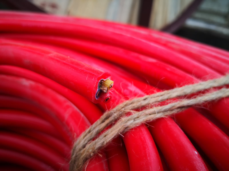 ú�����ƶ��������μ�����������